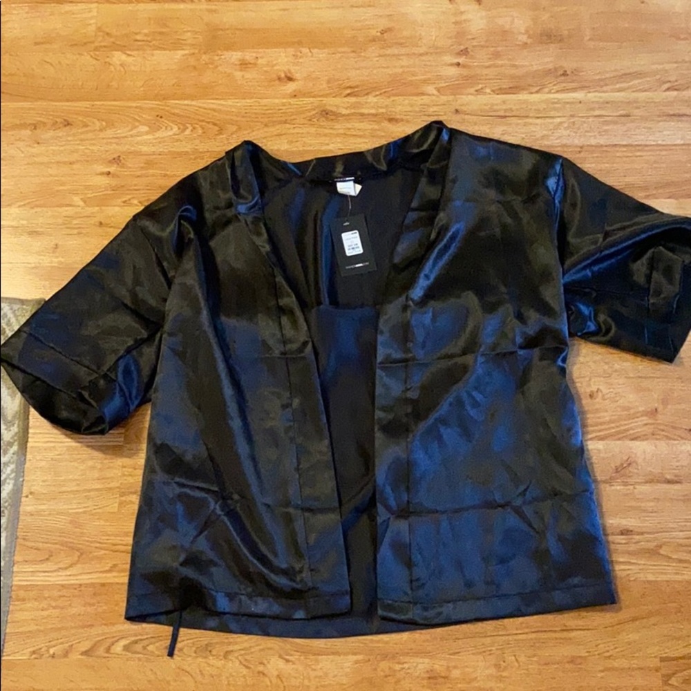 Fashion nova lotus robe